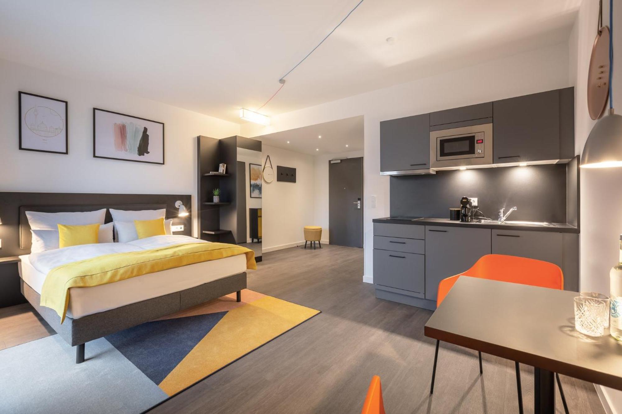Candlewood Suites Berlin Charlottenburg By Ihg Exterior photo
